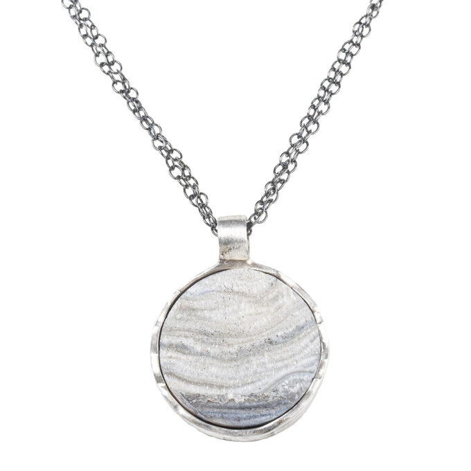 Colgante silex chispa en plata de ley