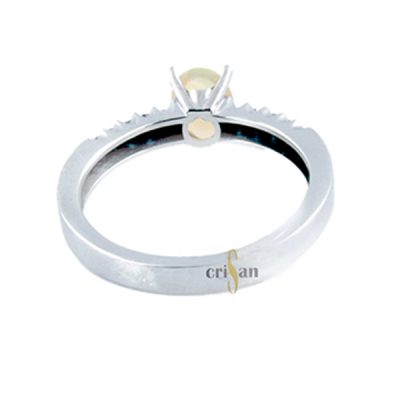 anillo oro, olivina, diamantes